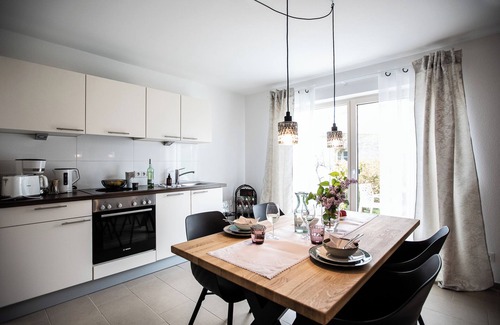 Wasserburg Apartment | Apartment "Claudia's Seeherz" with Private Garden & Wi-Fi