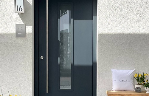 Wasserburg Apartment | Apartment "Claudia's Seeherz" with Private Garden & Wi-Fi