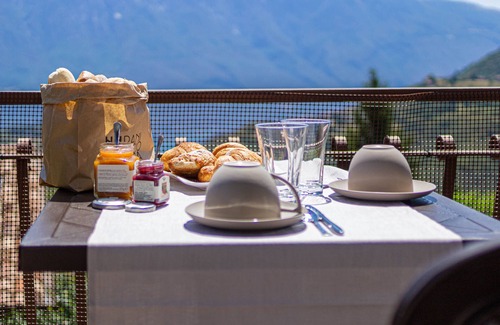 Vesio Apartment | Apartment 'Casa Stella' with Lake View, Private Terrace and Wi-Fi