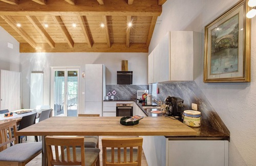 Variney-Chez Roncoz Apartment | Apartment 'Civico 60' with Mountain View, Private Terrace and Wi-Fi