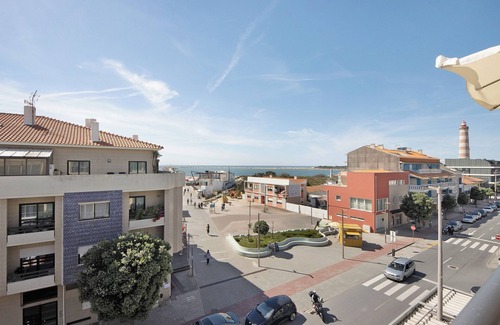 Barra Apartment | Apartment 'Cantinho Da Praia Da Barra' with Sea View, Shared Pool and Wi-Fi