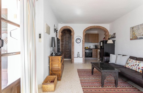 Chimenea Apartment | Apartment "Capistrano Playa" - Wi-fi, air-conditioning, pool, sea view.