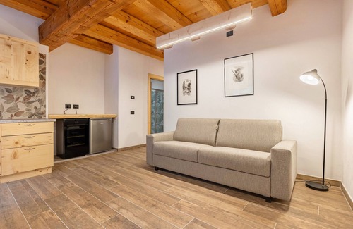 Ville del Monte Apartment | Apartment 'Casa Al Mulino 2' with Mountain View, Shared Garden and Wi-Fi