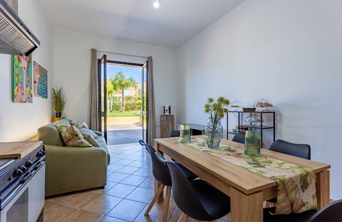 Arini Apartment | Apartment 'Casa Altoliva' with Shared Garden and Wi-Fi