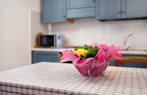 Rezzo Apartment | Apartment 'Casa Azzurra - Sciu´pepin' with Private Garden, Balcony and Wi-Fi