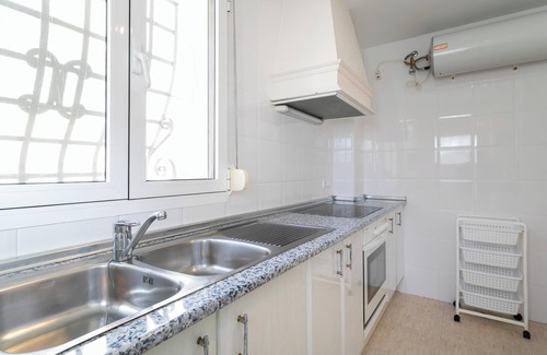 Cala Apartment | Apartment Casa Blanca 1 with Sea View, A/C & Wi-Fi