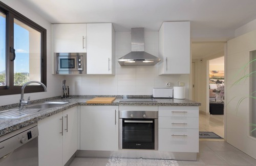 Casares Apartment | Apartment 'Casa Casares Beach' with Sea View, Wi-Fi and Air Conditioning