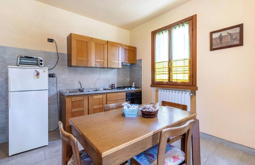 Marone Apartment | Apartment 'Casa Caterina' with Lake View, Garden & Wi-Fi