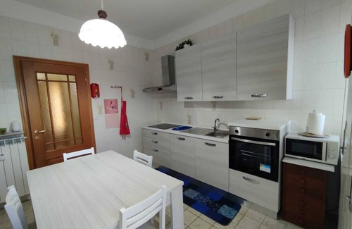 Valenza Apartment | Apartment 'Casa Delle Gemme' with Private Terrace and Balcony