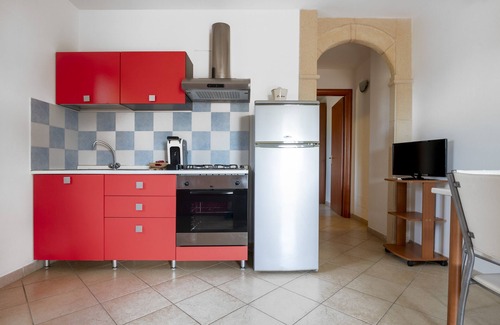 Otranto Apartment | Apartment 'Casa Di Giorgia' with Shared Terrace, Wi-Fi and Air Conditioning