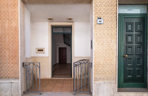 Cavallino Apartment | Apartment 'Casa Duca D'Aosta' with Balcony and Air Conditioning