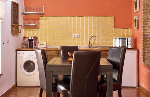 Penaflor House | Apartment 'Casa El Pocito' with Wi-Fi and Air Conditioning