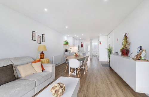 Fao Apartment | Apartment 'Casa Fãotastic' with Shared Pool, Balcony and Wi-Fi