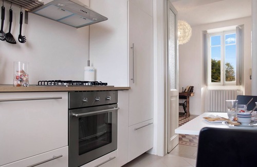 Laveno Apartment | Apartment "Casa Corten Mountain Lago Maggiore" with Mountain View, Lake View & Garden