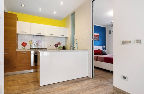 Roncone Apartment | Apartment 'Casa Delle Fate Piano Terra' with Mountain View, Private Garden and Wi-Fi