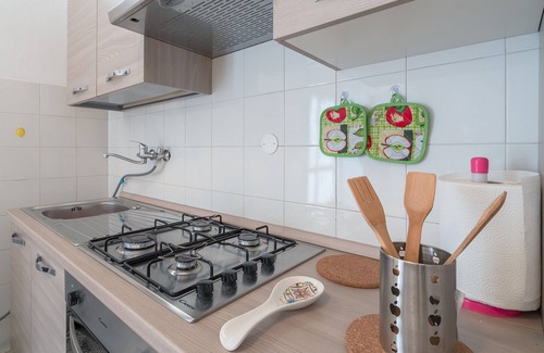 Santa Lucia Apartment | Apartment "Casa Jerone" with Balcony & Wi-Fi