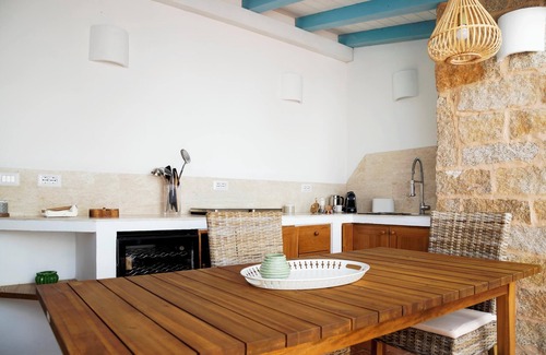 San Pantaleo Apartment | Apartment Casa Le Rocce San Pantaleo with Pool, Terrace & Wi-Fi