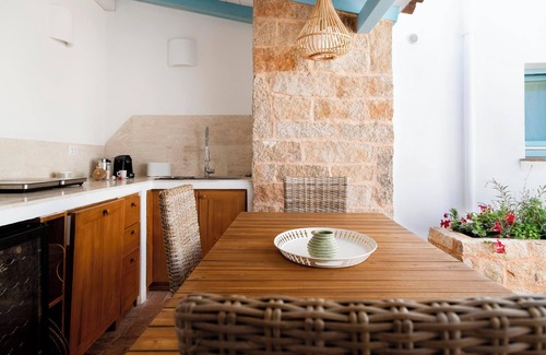 San Pantaleo Apartment | Apartment Casa Le Rocce San Pantaleo with Pool, Terrace & Wi-Fi
