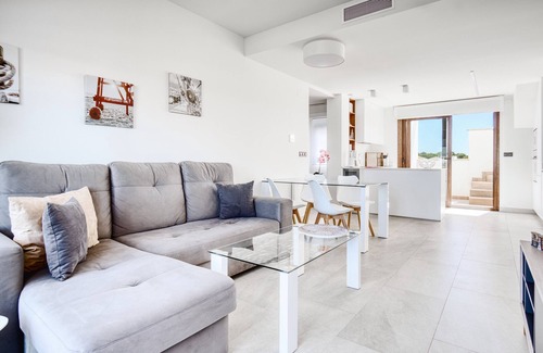 Los Balcones Apartment | Apartment 'Casa Mar y Sol' with Sea View, Wi-Fi and Air Conditioning