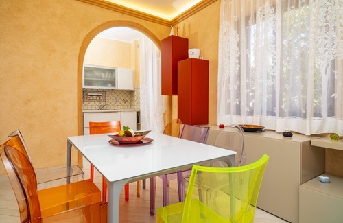 Recanati Apartment | Apartment 'Casa Recanati' with Private Terrace and Air Conditioning