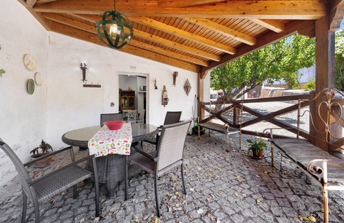 Riachos Villa | Apartment 'Casa Retiro' with Shared Pool, Wi-Fi and Air Conditioning