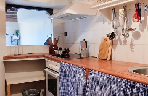 Nogueras House | Apartment 'Casa Rural La Tia Flora' with Mountain View and Wi-Fi