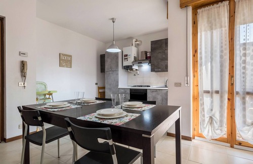Bussolengo Apartment | Apartment 'Casa Vacanze Elma' with Shared Garden and Balcony