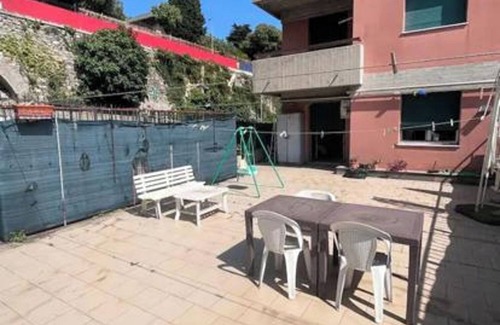 Genoa Apartment | Apartment 'Casa Vacanze Lorien' with Private Terrace, Wi-Fi and Air Conditioning