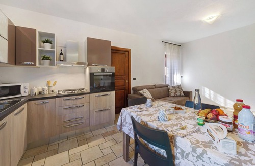 Verres Apartment | Apartment 'Casa Vacanze Villatanya - Cir 0014' with Mountain View, Shared Garden and Wi-Fi