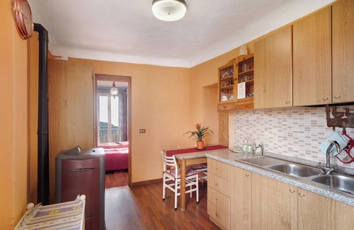 Vallebona Apartment | Apartment 'Casa Vita' with Sea View, Private Garden and Wi-Fi