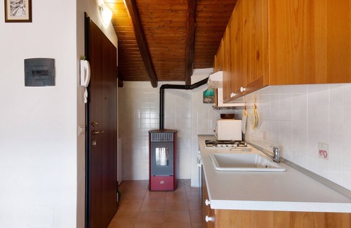 Casargo Apartment | Apartment "Casargo 1" with Mountain View & Balcony