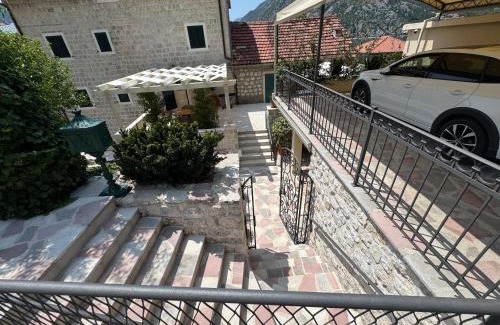 Ljuta Apartment | Apartment Caserma