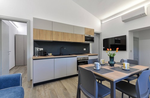Lacona Apartment | Apartment 'Casina Napoleonica Con Vista' with Private Garden, Wi-Fi and Air Conditioning