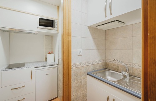 Ampudia Apartment | Apartment 'Castro' with Wi-Fi