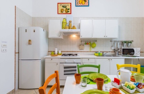 Chiaia Apartment | APARTMENT CENTER-PROMENADE, CENTER-LONG PROMENADE APARTMENT