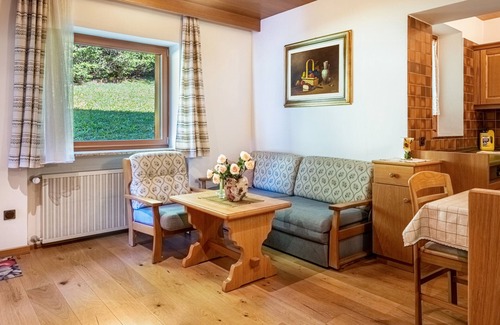 Canazei Apartment | Apartment 'Cesa Soramurat Appartamento 4' with Mountain View, Shared Garden and Wi-Fi