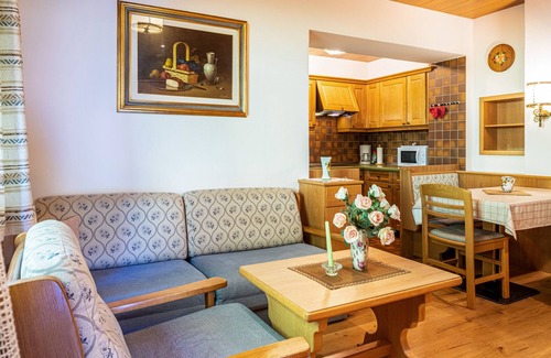 Canazei Apartment | Apartment 'Cesa Soramurat Appartamento 4' with Mountain View, Shared Garden and Wi-Fi
