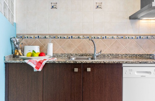 Rinlo Apartment | Apartment 'Cetareas 2 - Duplex' with Private Garden and Wi-Fi