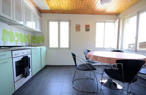 Boenigen Apartment | Apartment 1. Lakeside property. Amazing Views, balcony & garden.