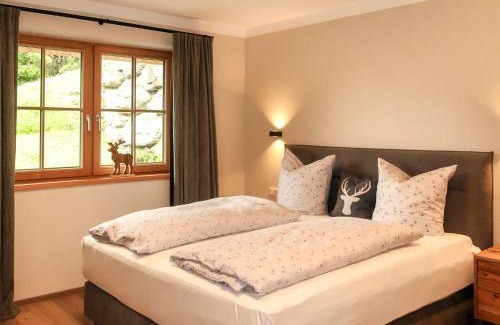 Auffach Apartment | Apartment Chalet Edelweiß by Interhome