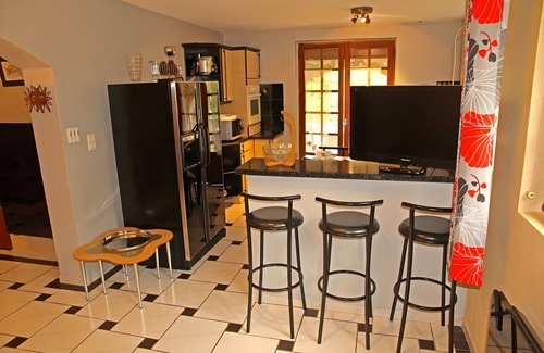 Juvinas Apartment | Apartment 'Chataigniers' with Mountain View, Private Pool and Wi-Fi