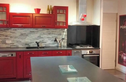 Bourges Apartment | Apartment "Chez Gaston" with Garden