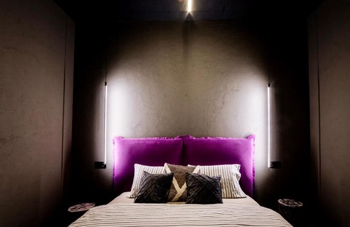 Kostroma Apartment | Apartment Chicago