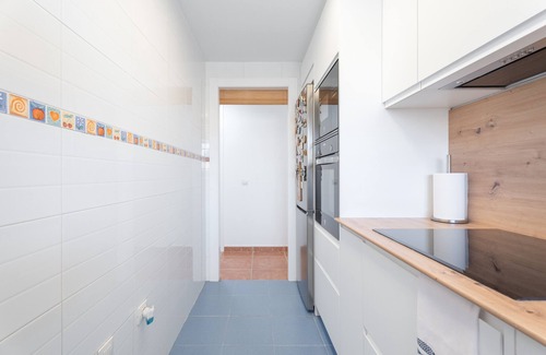 Chilches Apartment | Apartment 'Chillout I'akevan' with Sea View, Shared Pool and Wi-Fi
