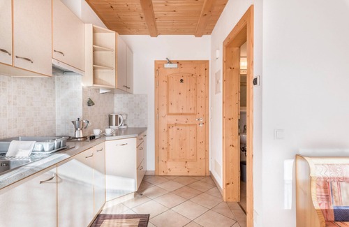 La Valle Apartment | Apartment Ciasa Raut App Tamà with Mountain View, Balcony & Wi-Fi