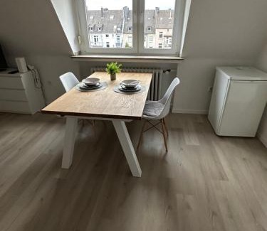 Ruhrallee West Apartment | Apartment City und Stadionnah
