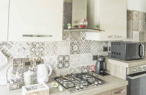 Bolognina Apartment | Apartment-Classic-Private Bathroom-Courtyard view