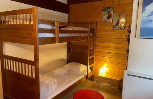 Argentiere Apartment | Apartment Clos du Chantey Moury by Interhome