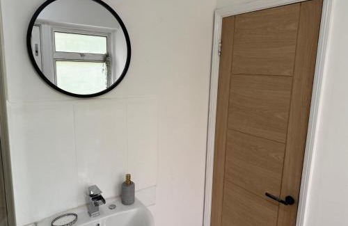 Harlow Apartment | Apartment close to London Stansted airport