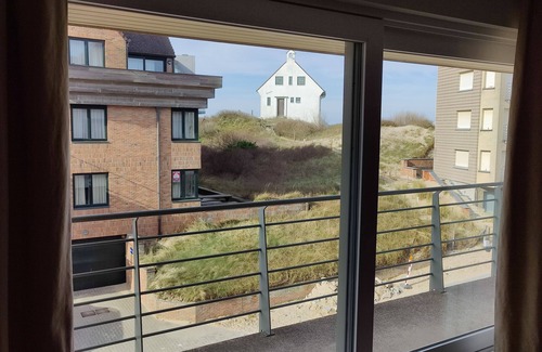 Sint-Idesbald Apartment | Apartment close to the beach and KYC
